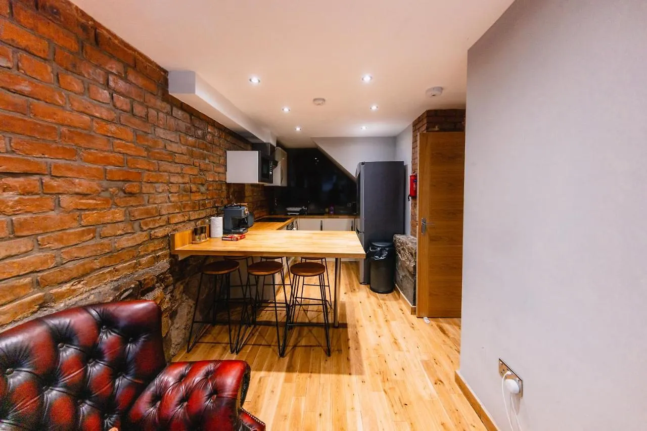 Superb Luxury Quality Central Apartment On Canal United Kingdom